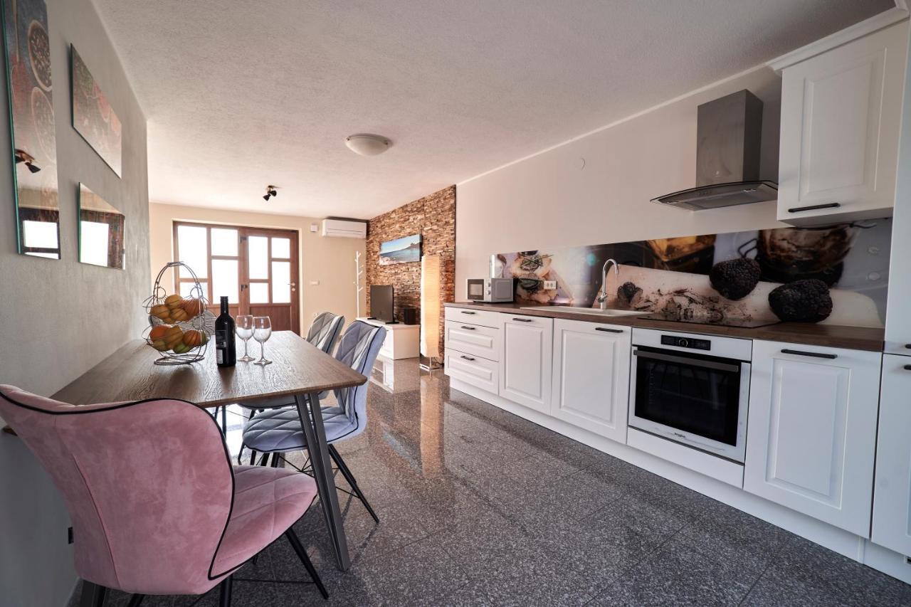 Vila Haus Mila Pavicini Exteriér fotografie